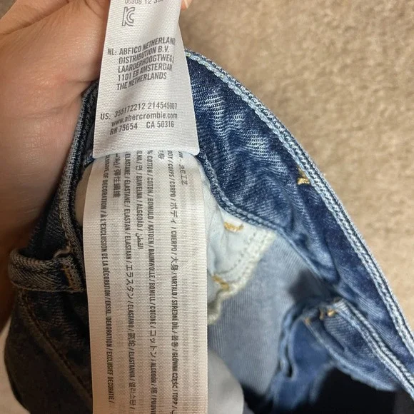 Hollister Vintage Straight Jeans Womens 33/25 Blue Curvy Ultra High Rise Ripped - Picture 8 of 11